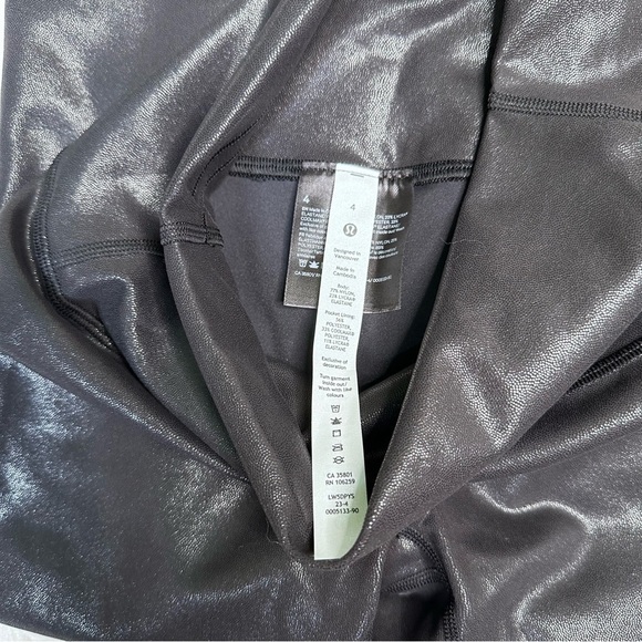 Lululemon wunder train specail edition FOIL 28” nwt - Picture 9 of 12